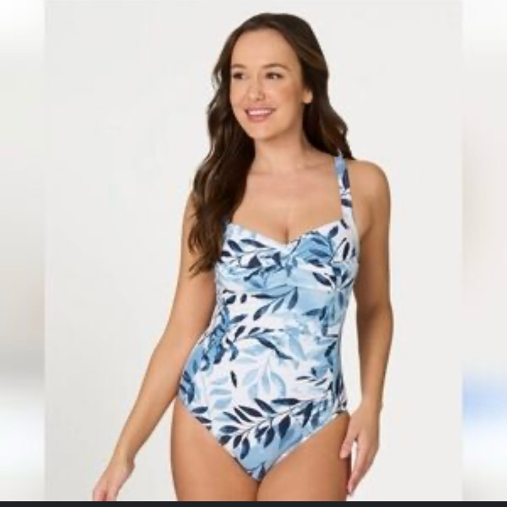 Nip Tuck Floral Size 8 Women's Swimsuit